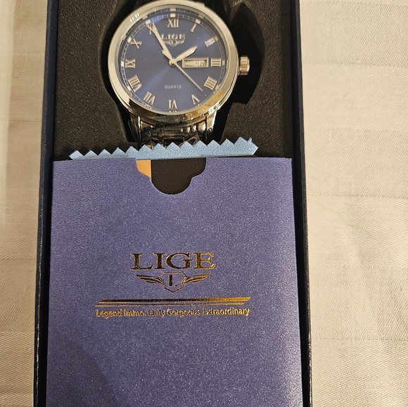 Men's Lige Watch - Picture 2 of 3